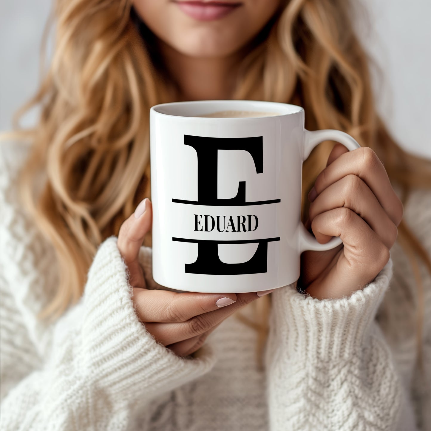 Hrnek se jménem Eduard – monogramový design