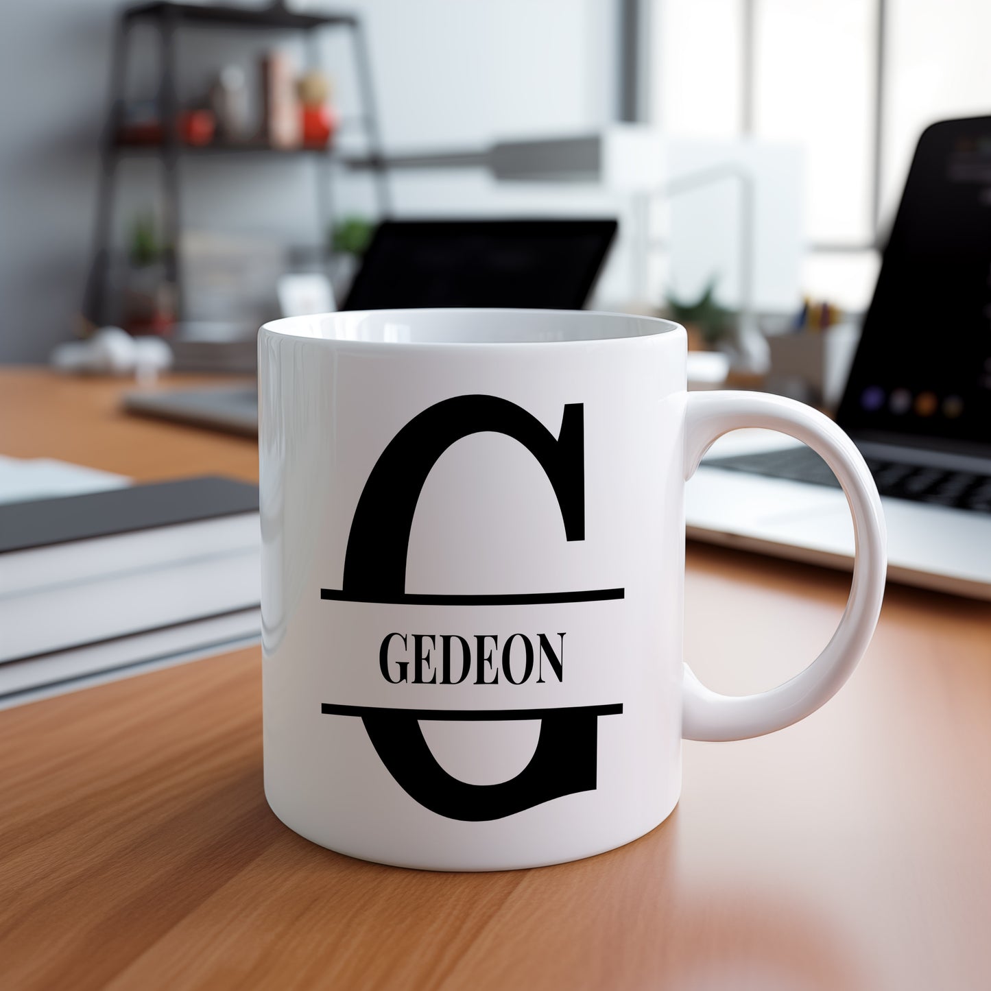 Hrnek se jménem Gedeon – monogramový design