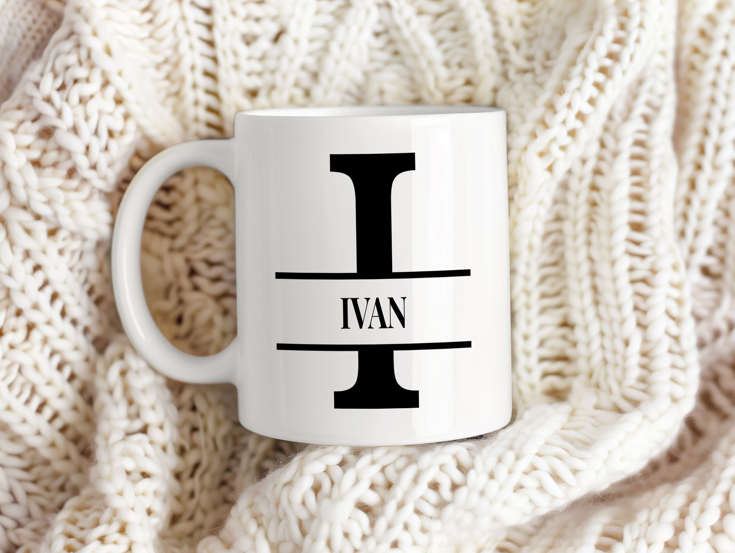 Hrnek se jménem IVAN – monogramový design