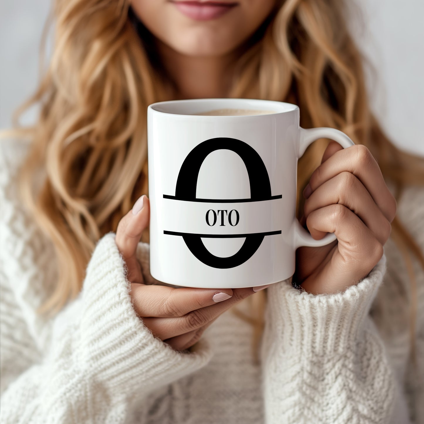 Hrnek se jménem Oto – monogramový design