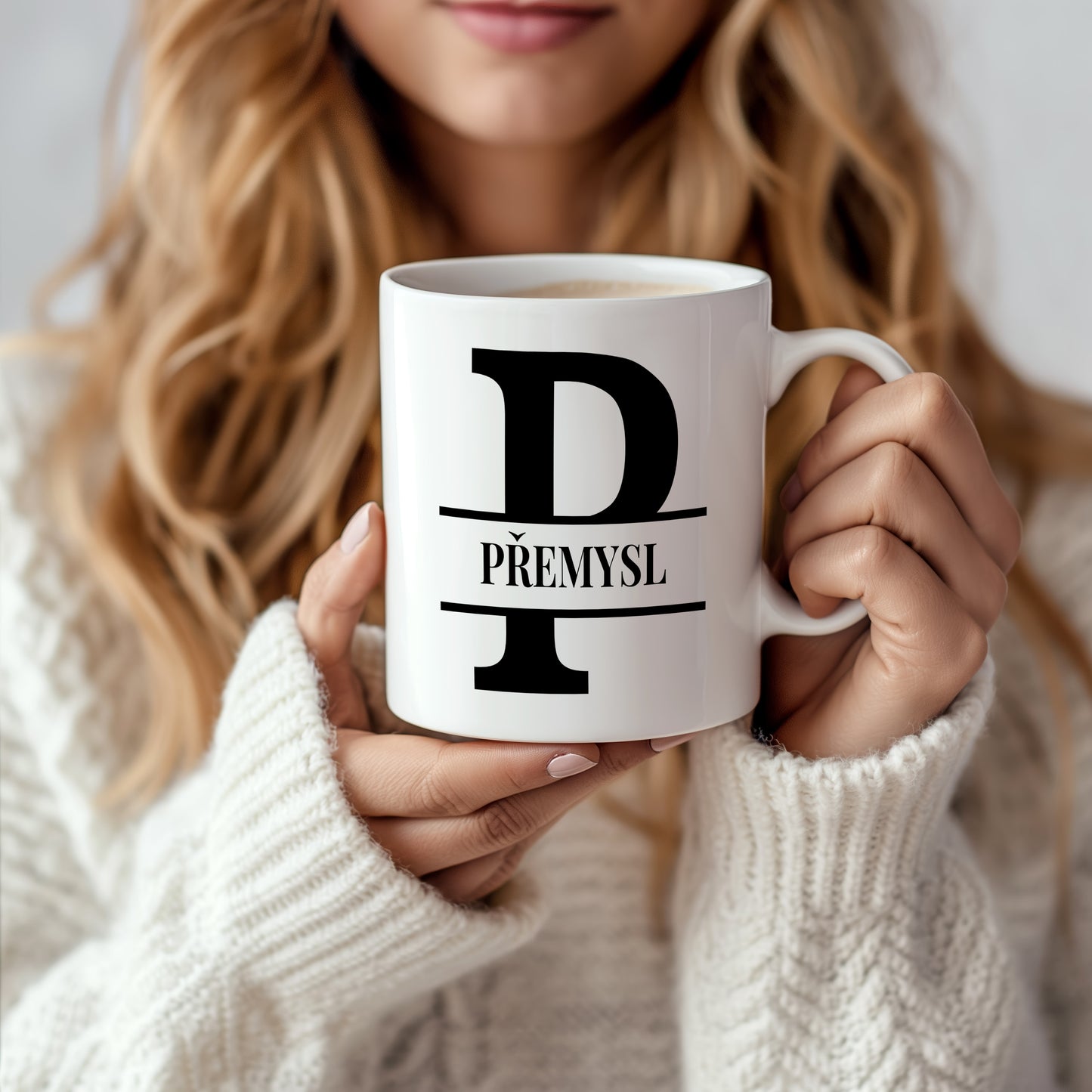 Hrnek se jménem Přemysl – monogramový design