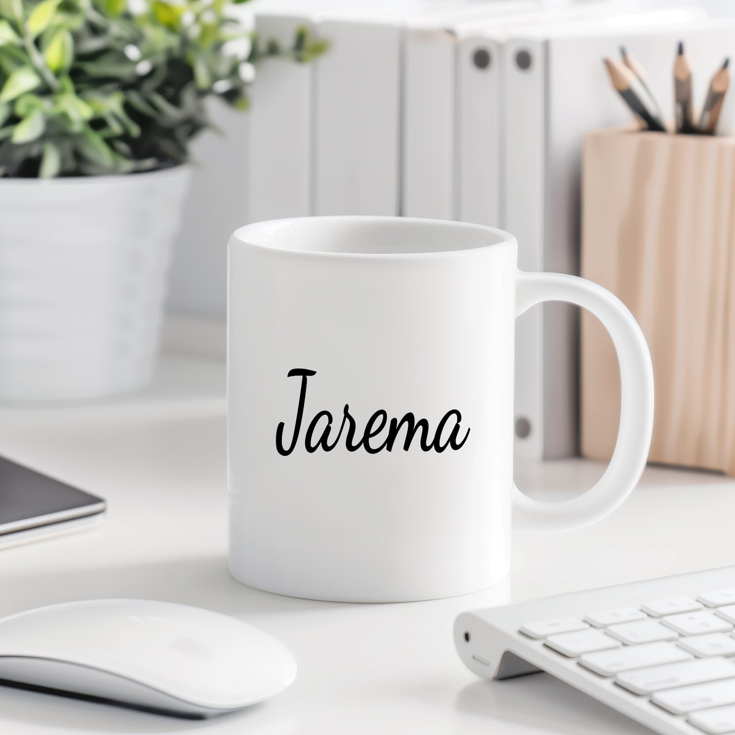 Hrnek se jménem Jarema – minimalistický styl pro muže