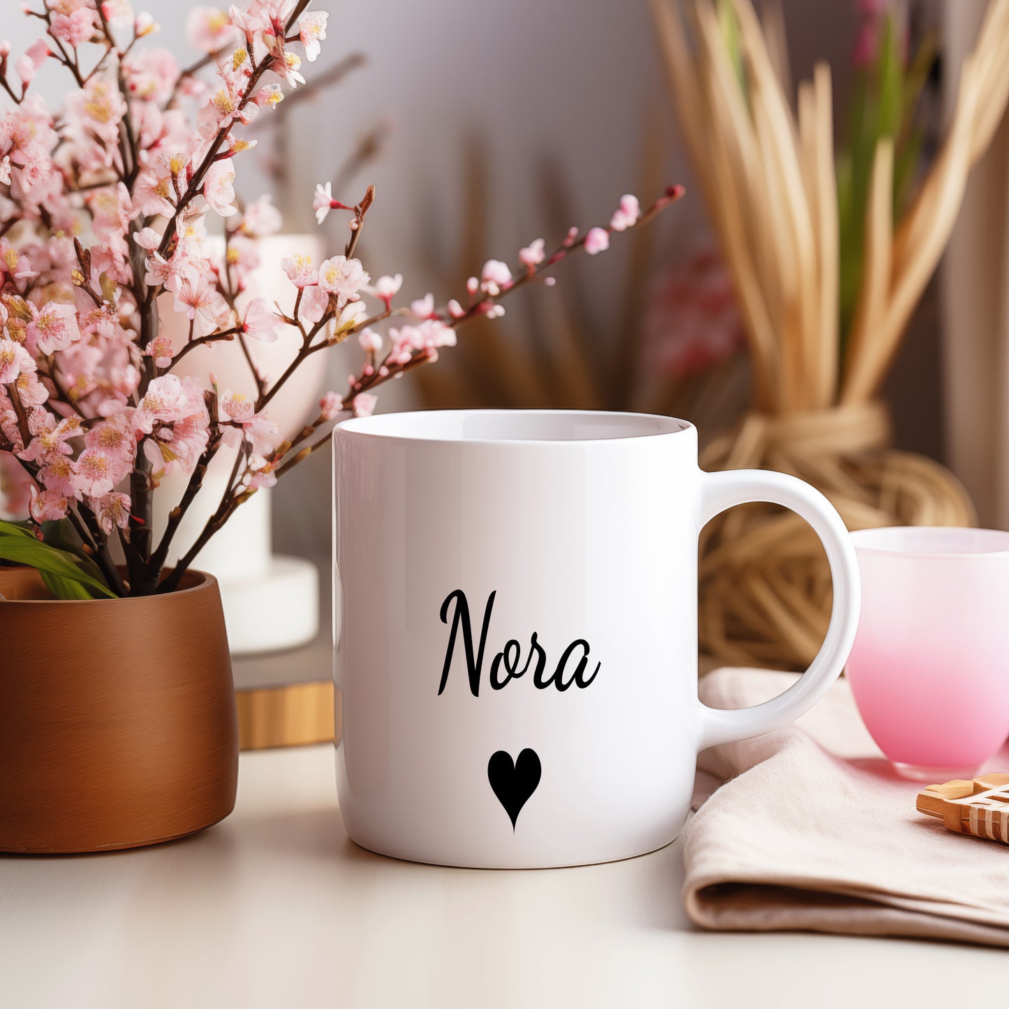 Hrnek se jménem Nora – romantický styl se srdcem