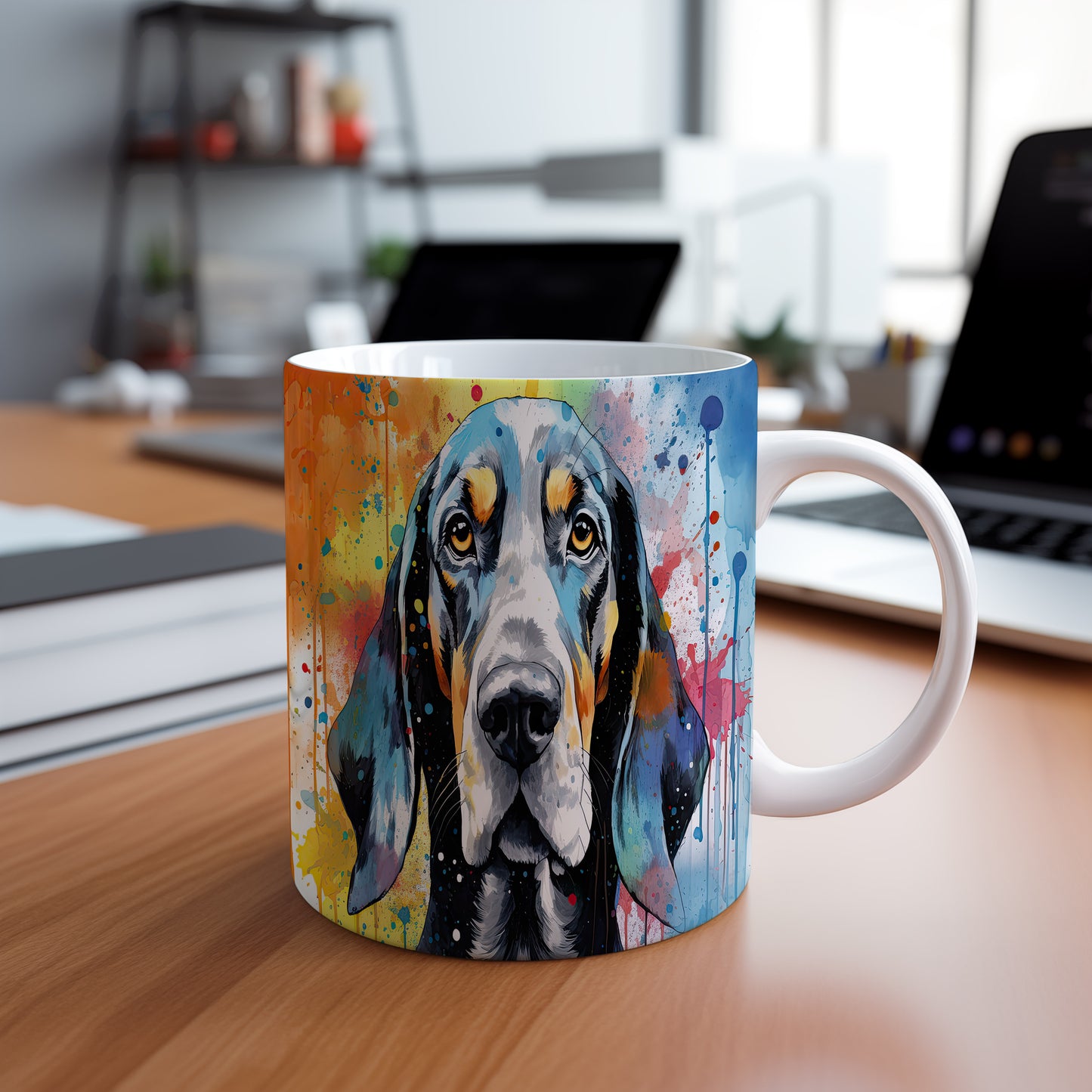 Hrnek s coonhound v uměleckém stylu
