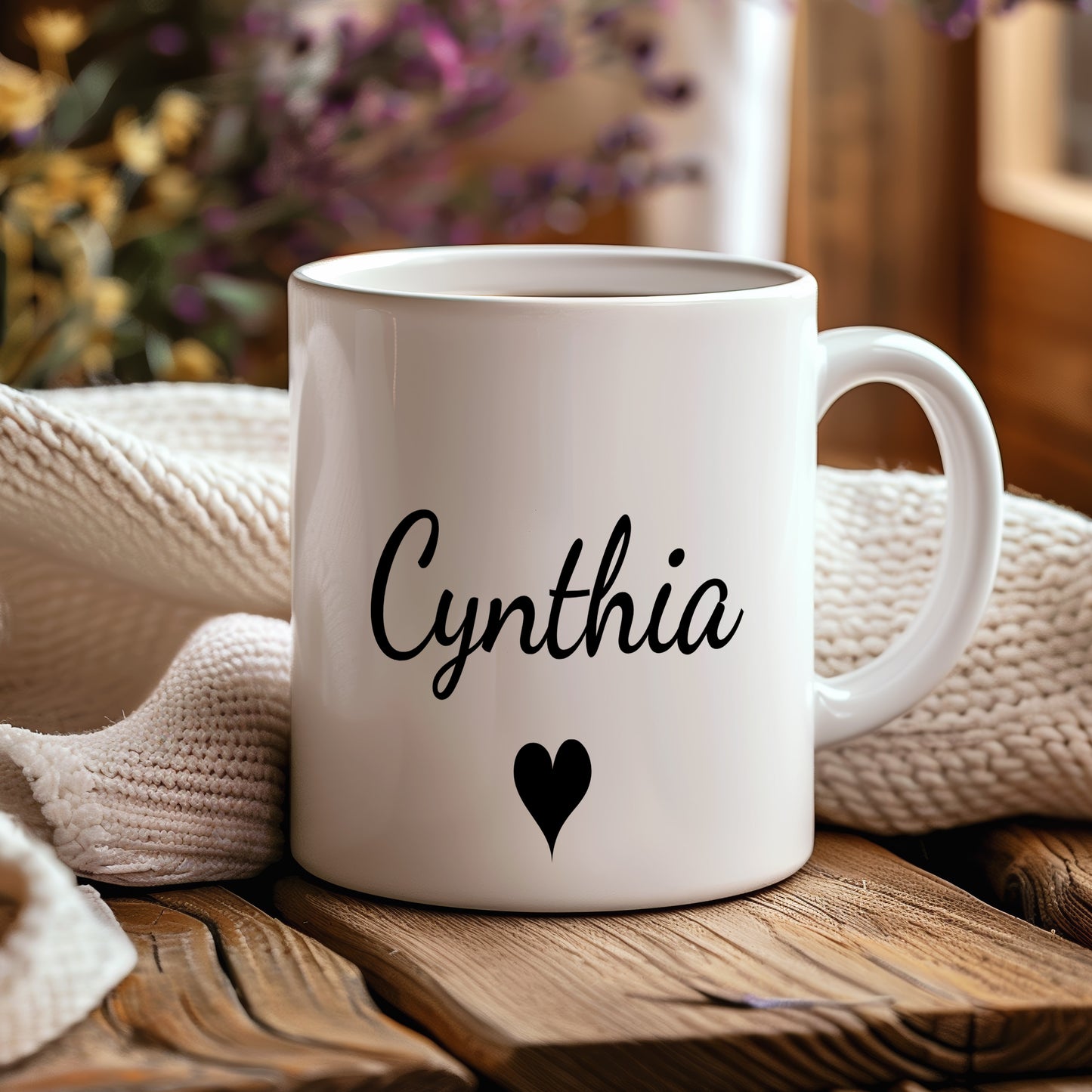 Hrnek se jménem Cynthia – romantický styl se srdcem