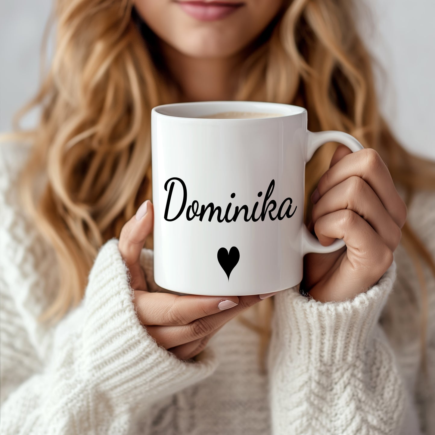 Hrnek se jménem Dominika – romantický styl se srdcem