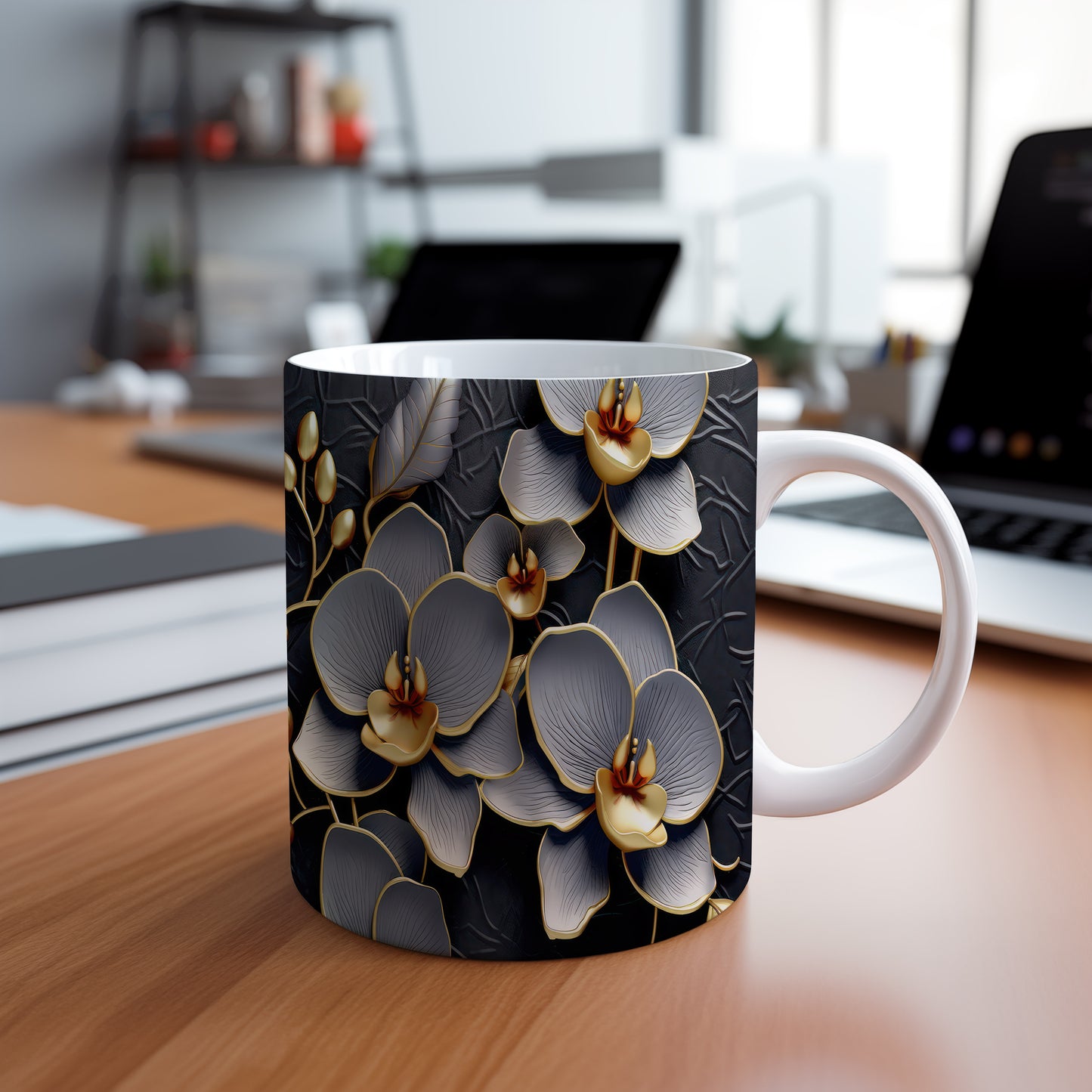 Hrnek s elegantními orchidejemi