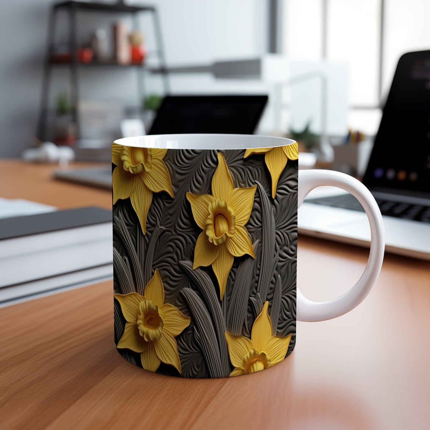 Hrnek se žlutými květy narcisů