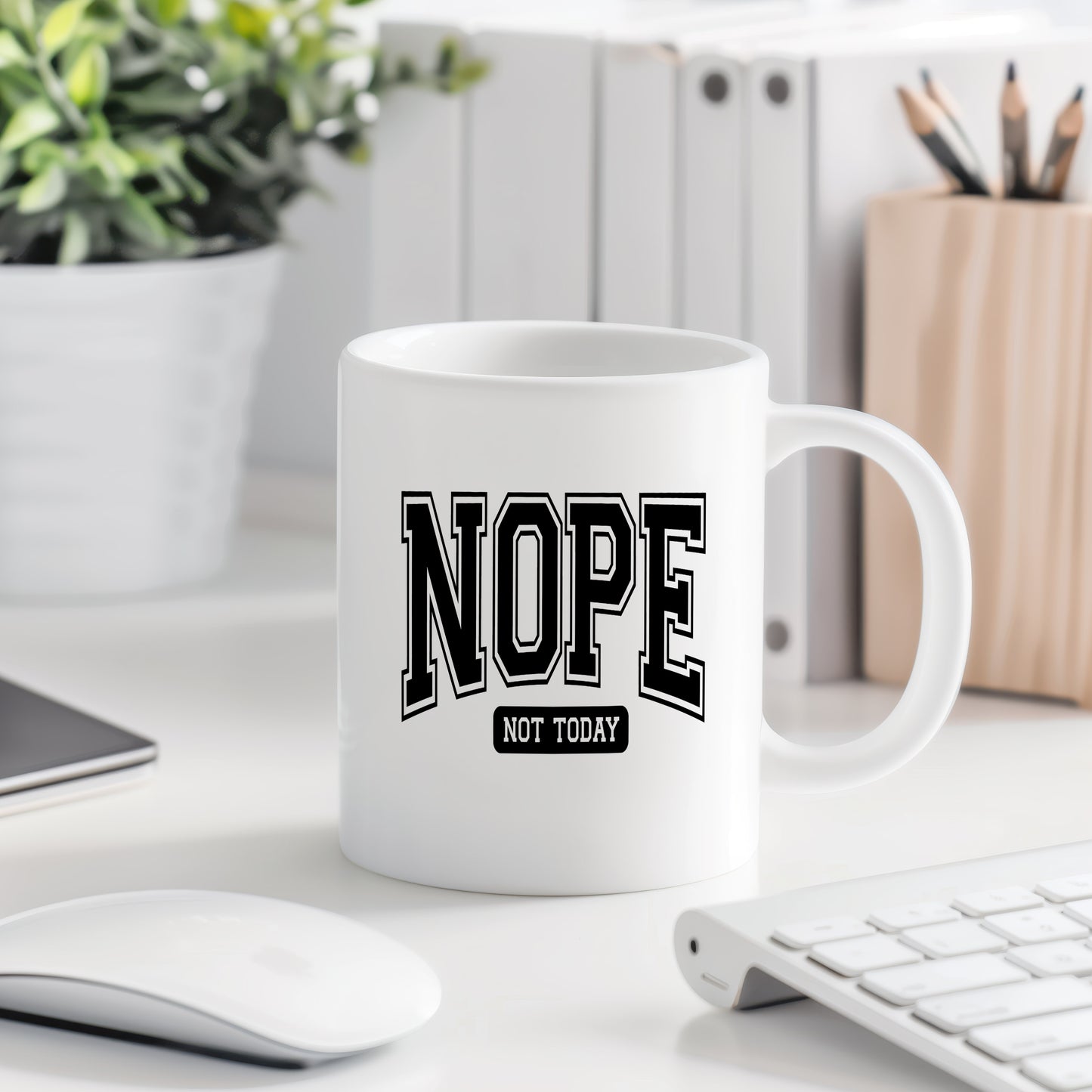 Hrnek s vtipným nápisem – NOPE