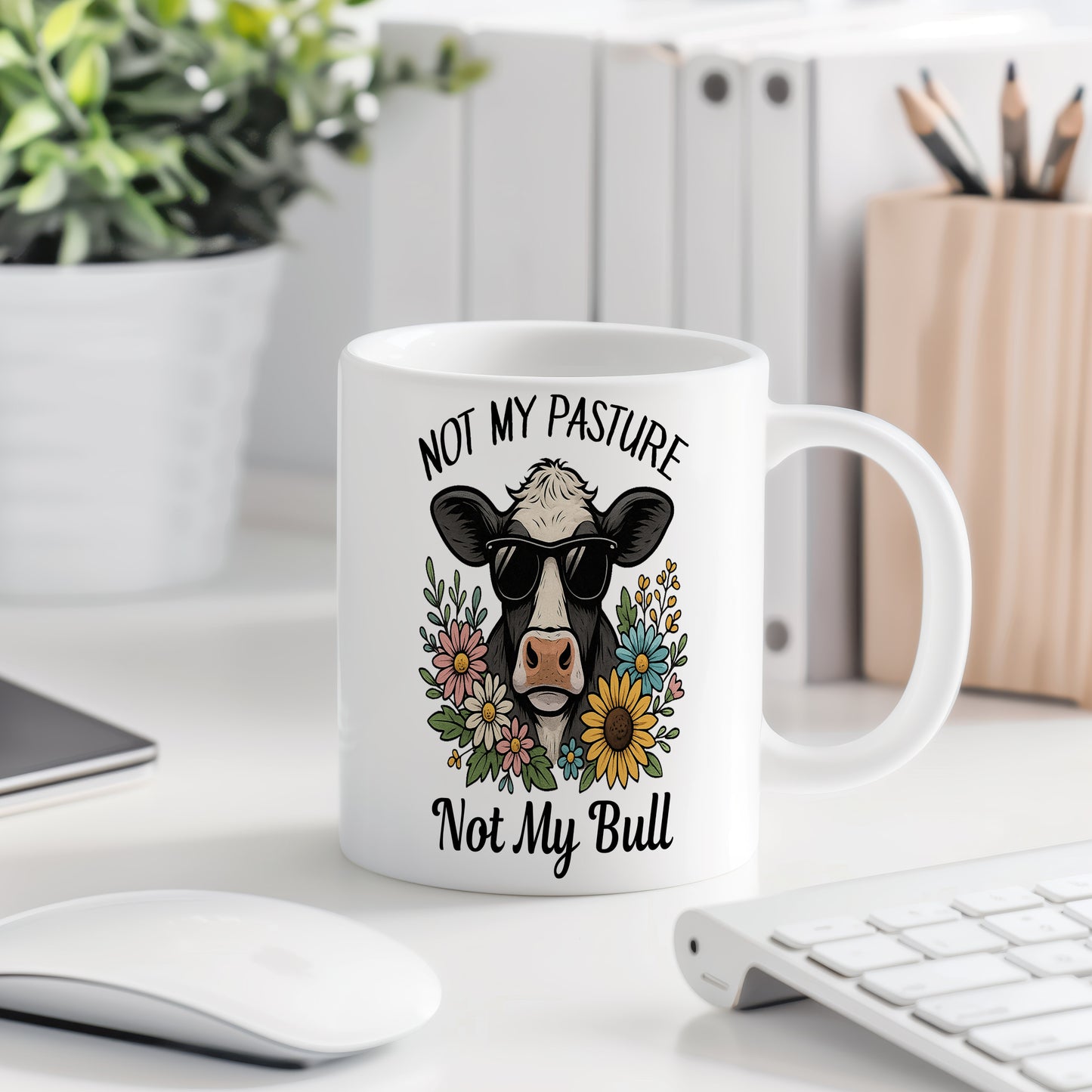 Hrnek s vtipným nápisem – NOT MY PASTURE