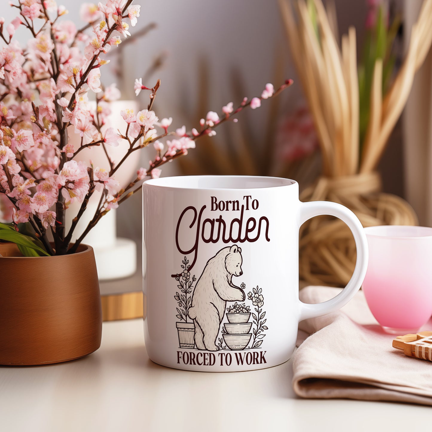 Hrnek s vtipným nápisem – Born To Garden