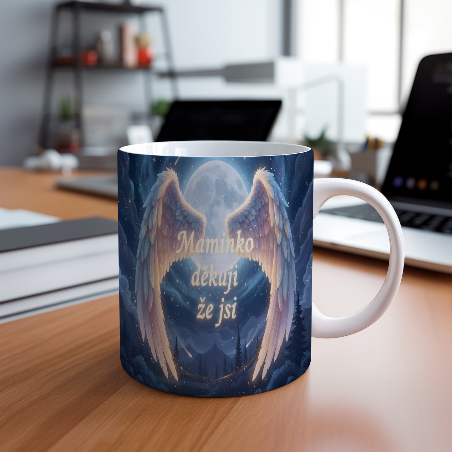 Hrnek Maminko děkuji že jsi – andělská křídla pod zářivým měsícem – varianta 88