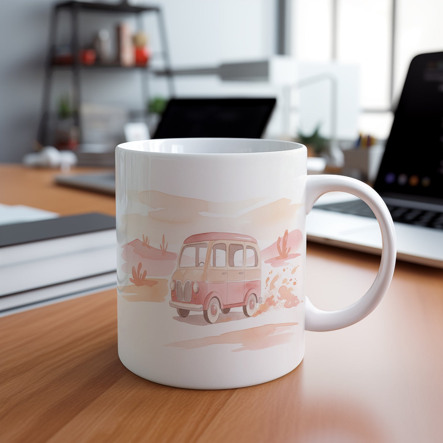 Hrnek s retro dodávkou v poušti