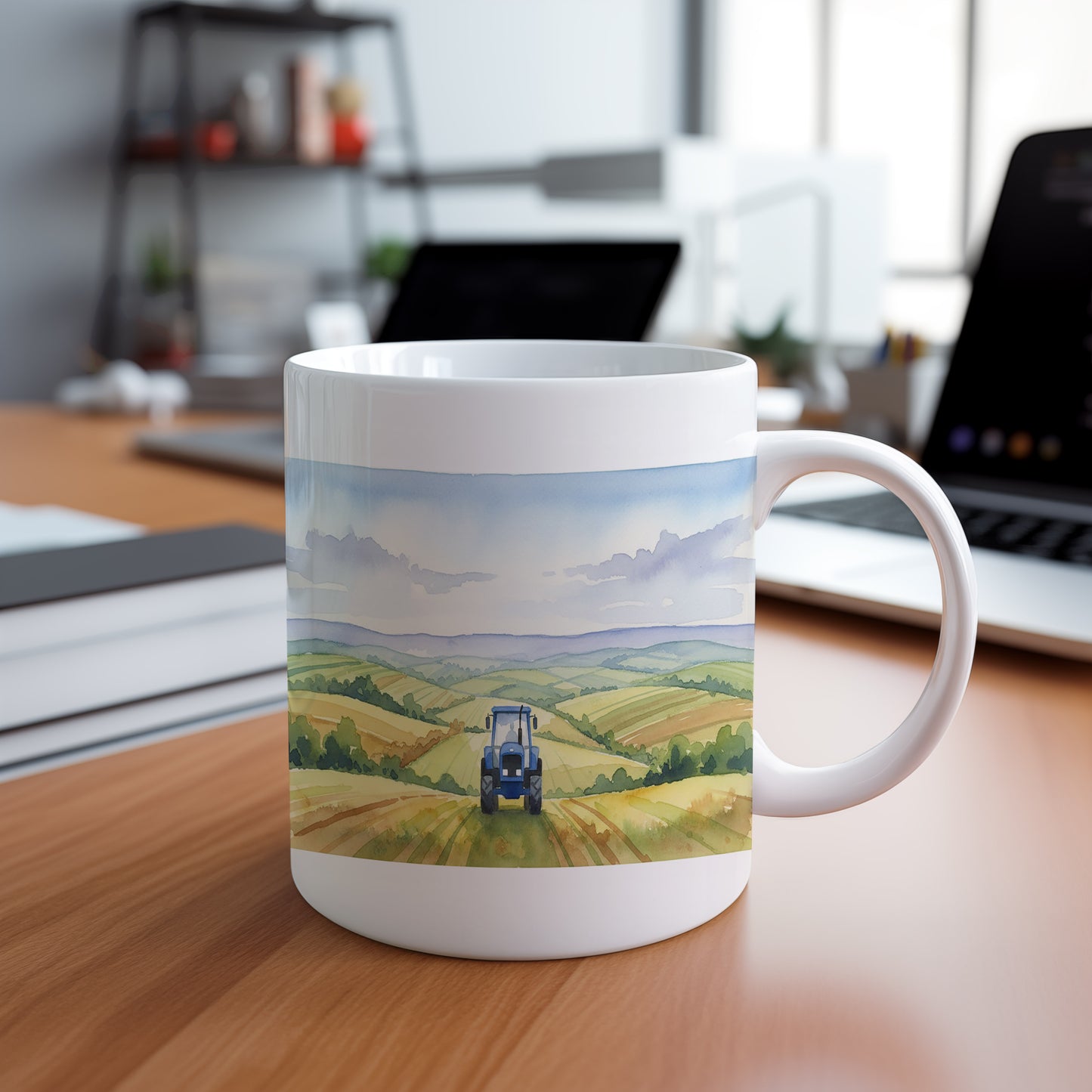 Hrnek s traktorem na pastvině