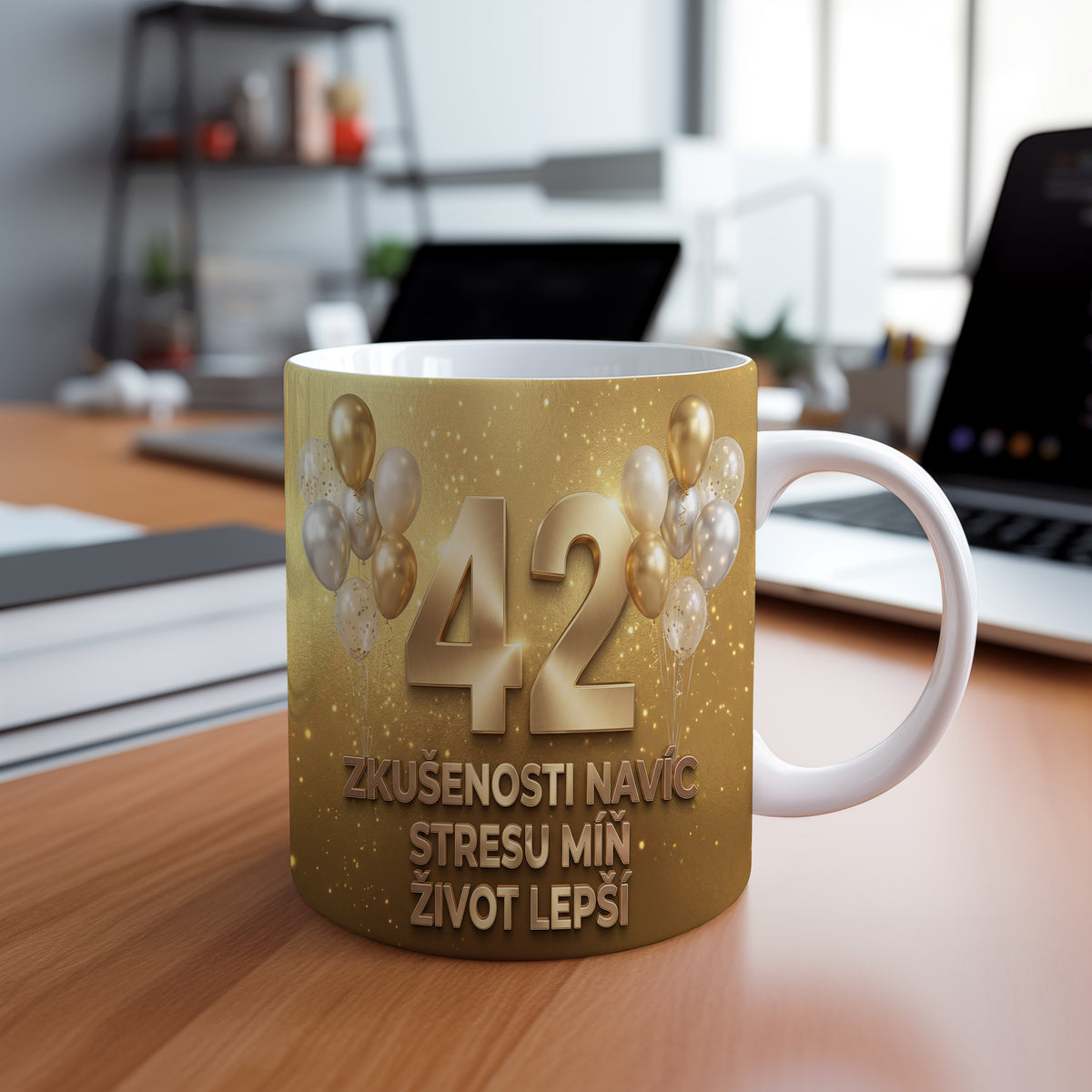Narozeninový hrnek 42 let – ZKUŠENOSTI NAVÍC STRESU MÍŇ ŽIVOT LEPŠÍ