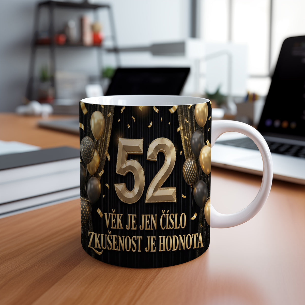 Narozeninový hrnek 52 let – VĚK JE JEN ČÍSLO ZKUŠENOST JE HODNOTA