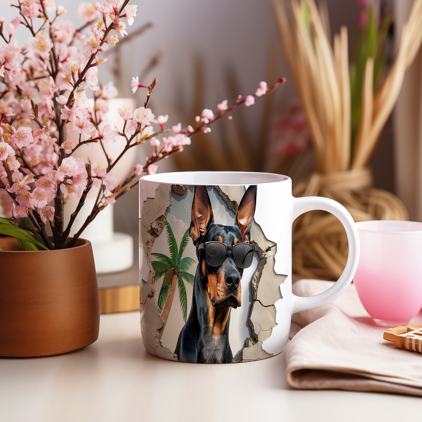 Hrnek s roztomilým dobermanem v brýlích