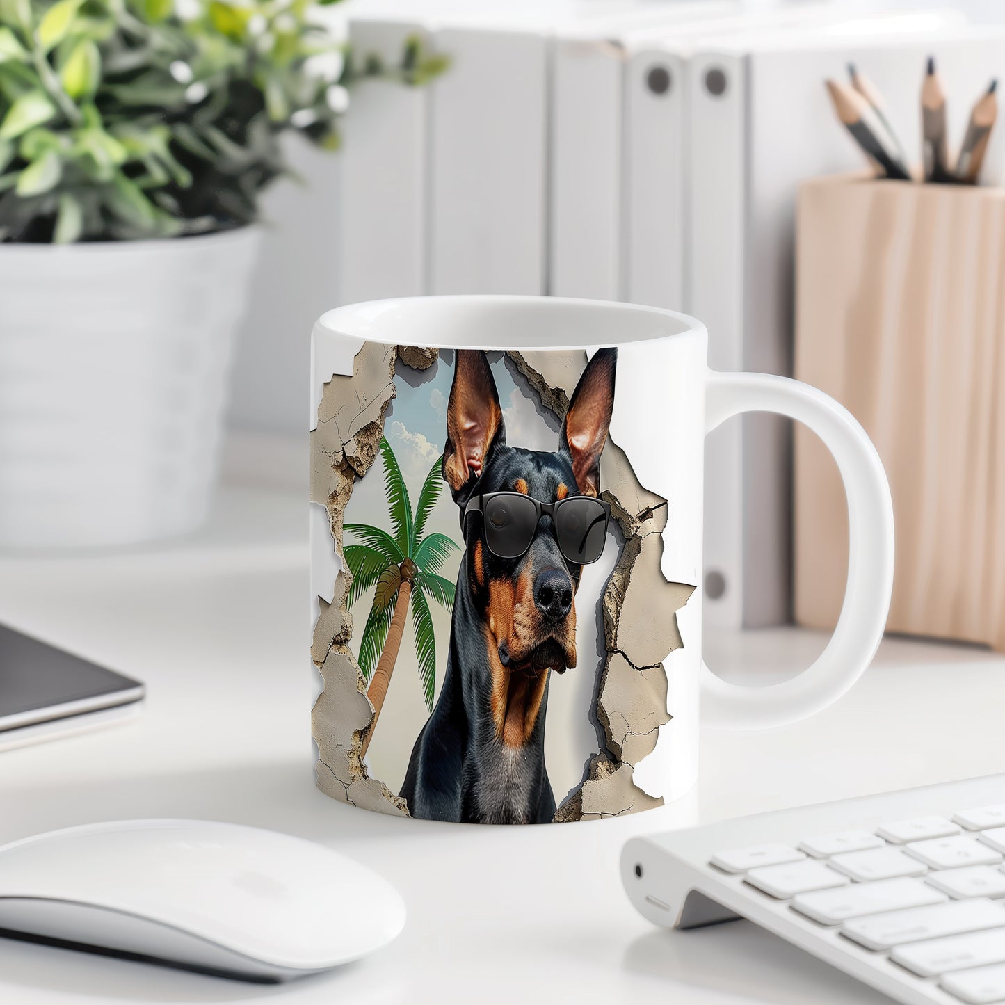 Hrnek s roztomilým dobermanem v brýlích
