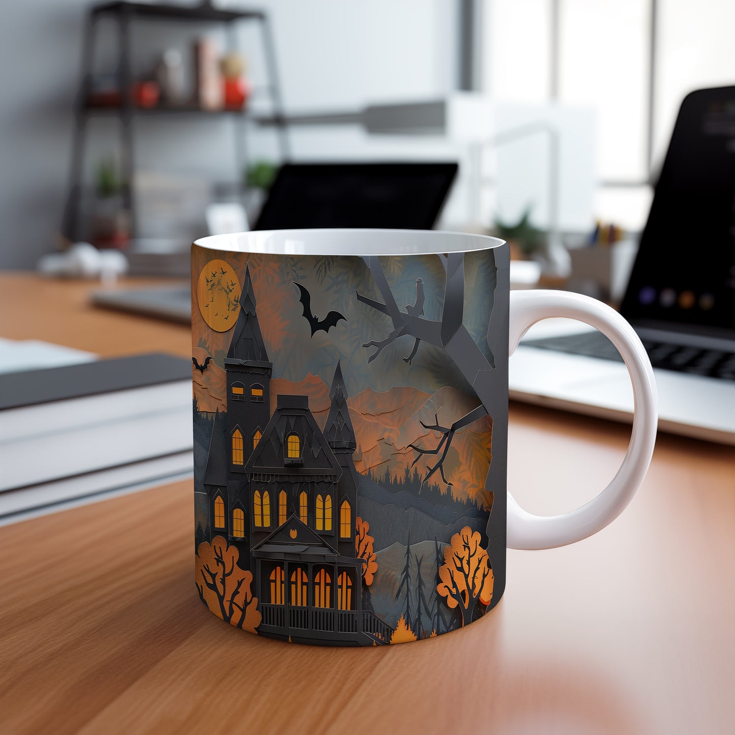 Hrnek s tajemným domem a netopýrem