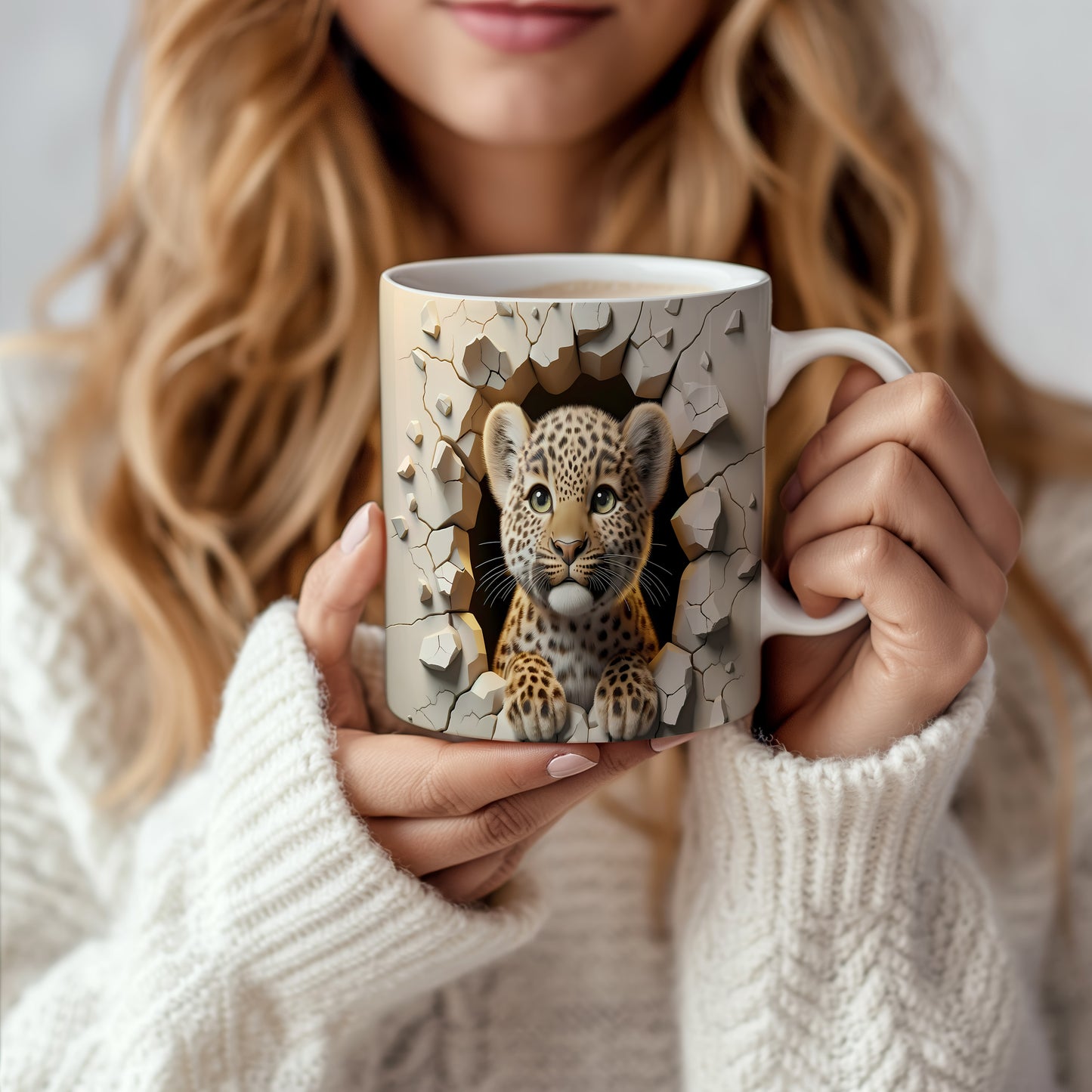 Hrnek s roztomilým leopardím mládětem
