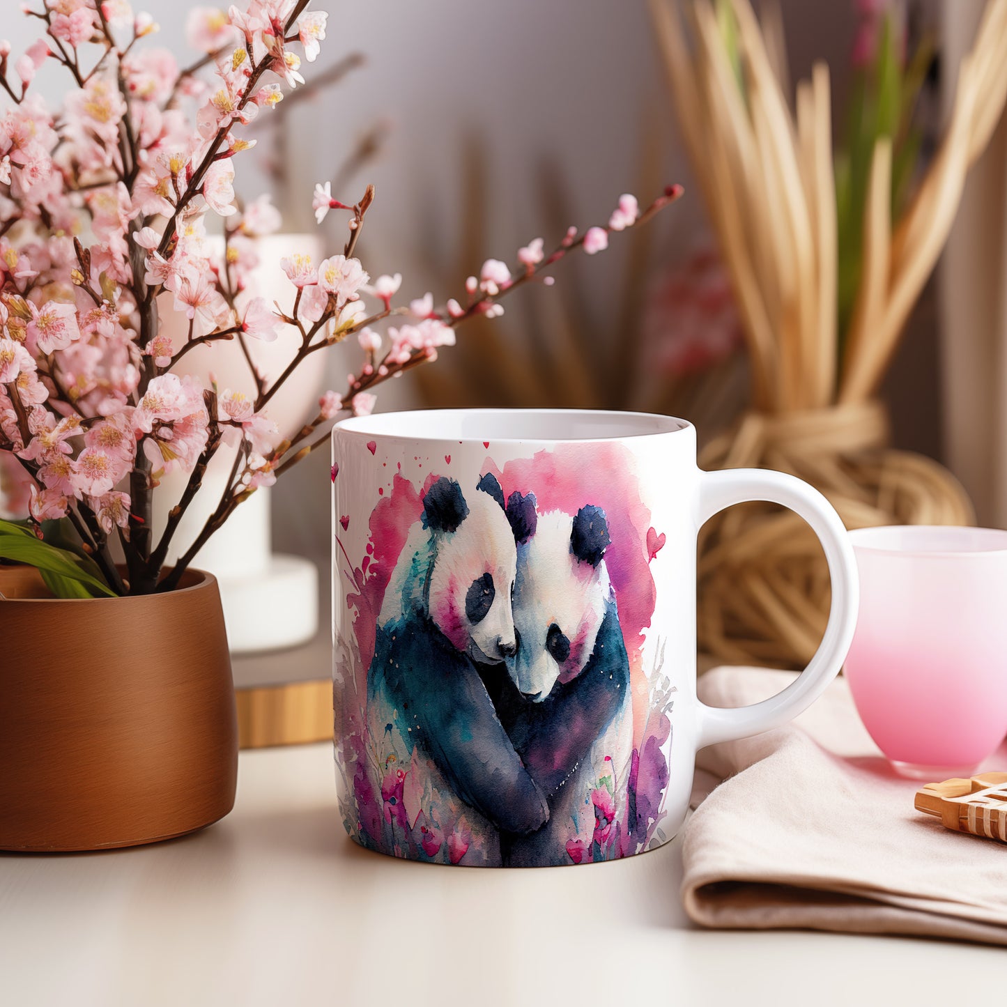 Hrnek s roztomilými pandami – černobílým motivem