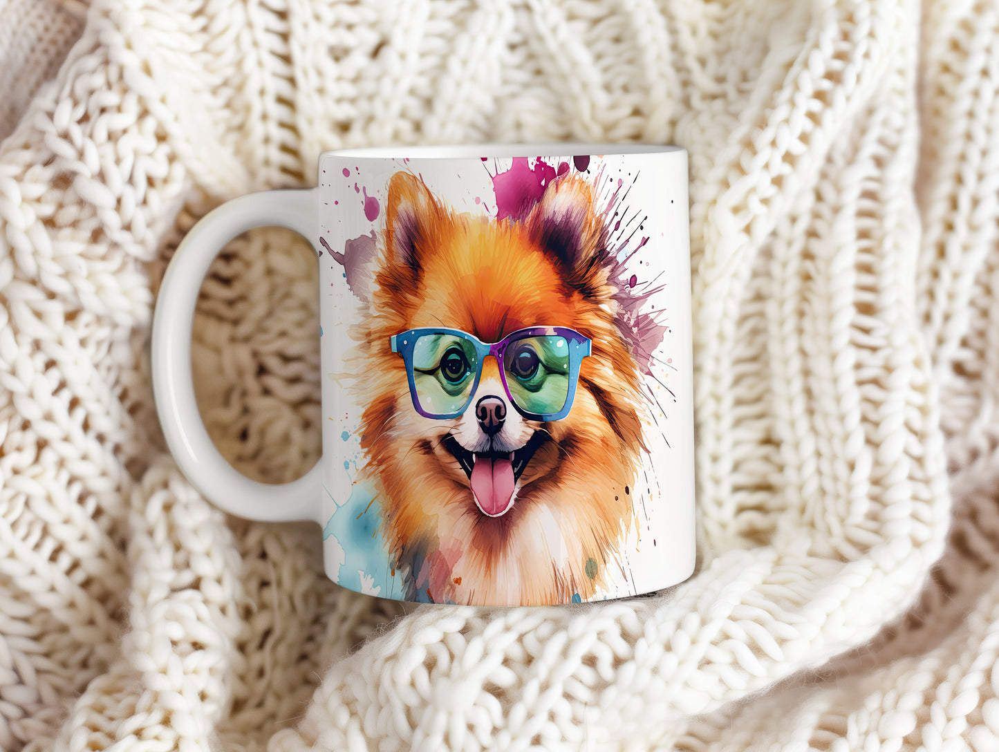 Hrnek s roztomilým pomeranianem v brýlích
