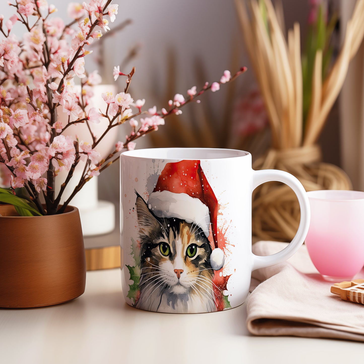 Hrnek s kočkou v čepici Santa – černobílým motivem