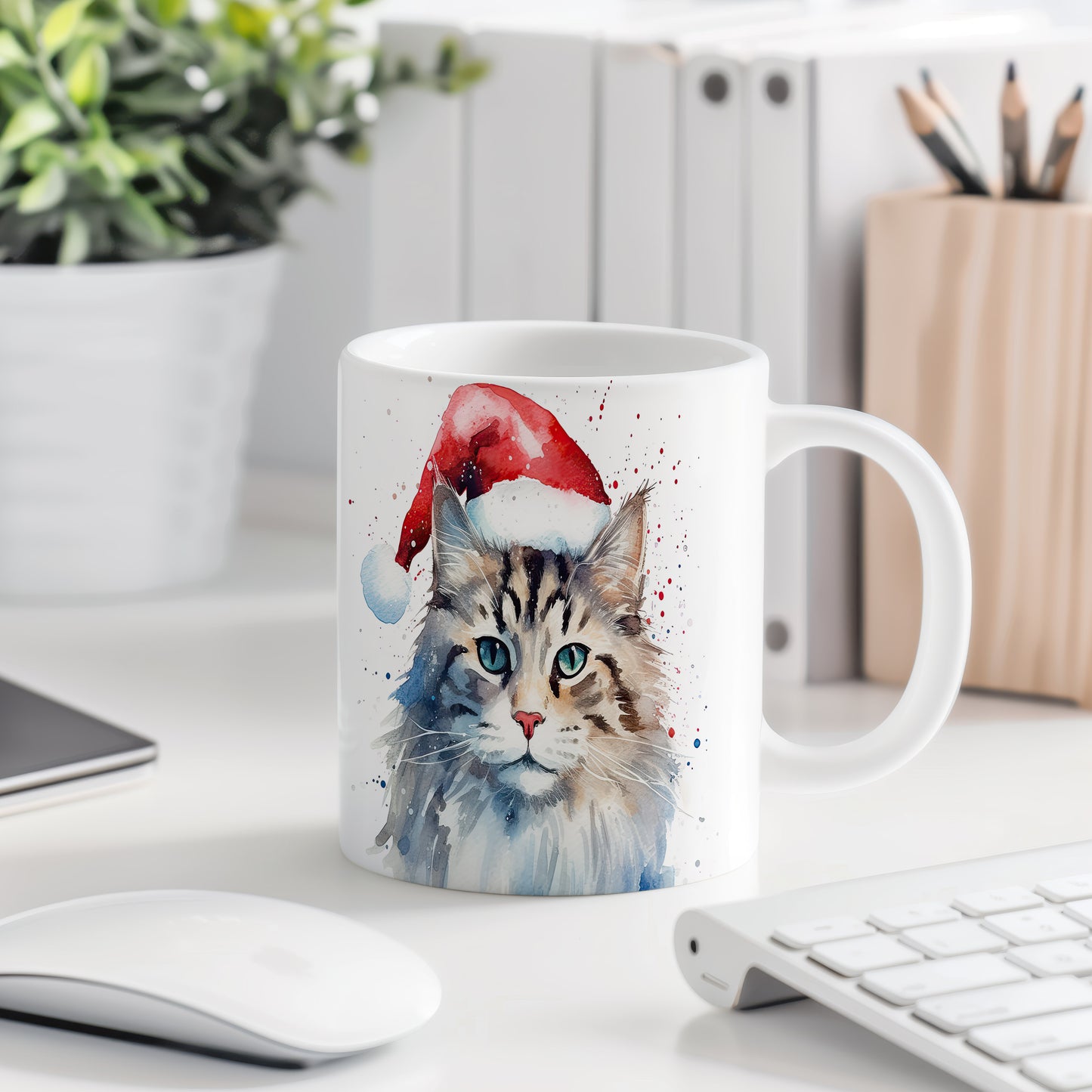 Hrnek s kočkou v čepici Santa – výrazným designem