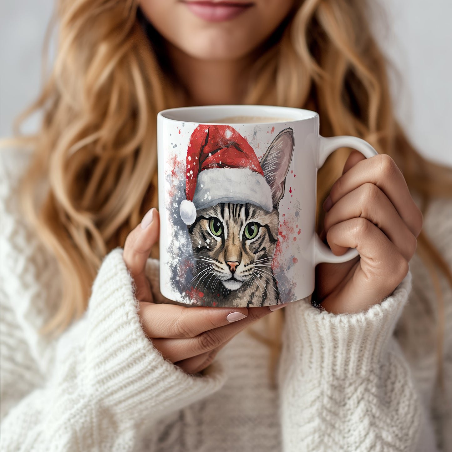 Hrnek s kočkou v Santa klobouku – originálním motivem