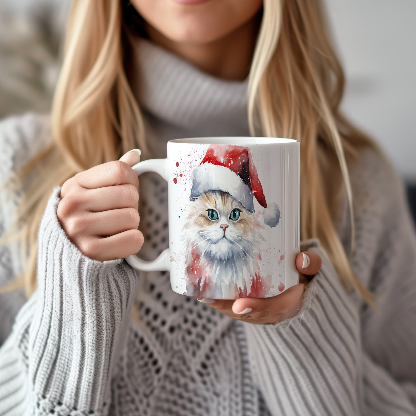 Hrnek s kočkou v Santa klobouku – kontrastním vzhledem