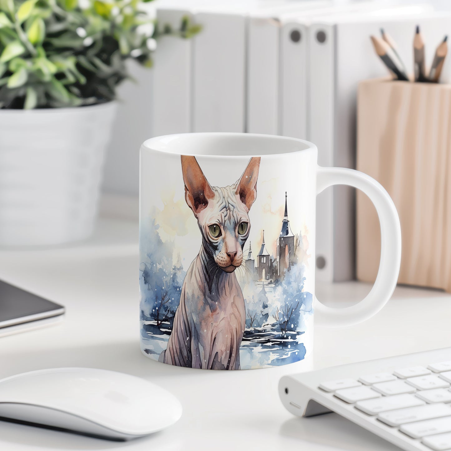 Hrnek se sphynx kočkou v zasněžené krajině