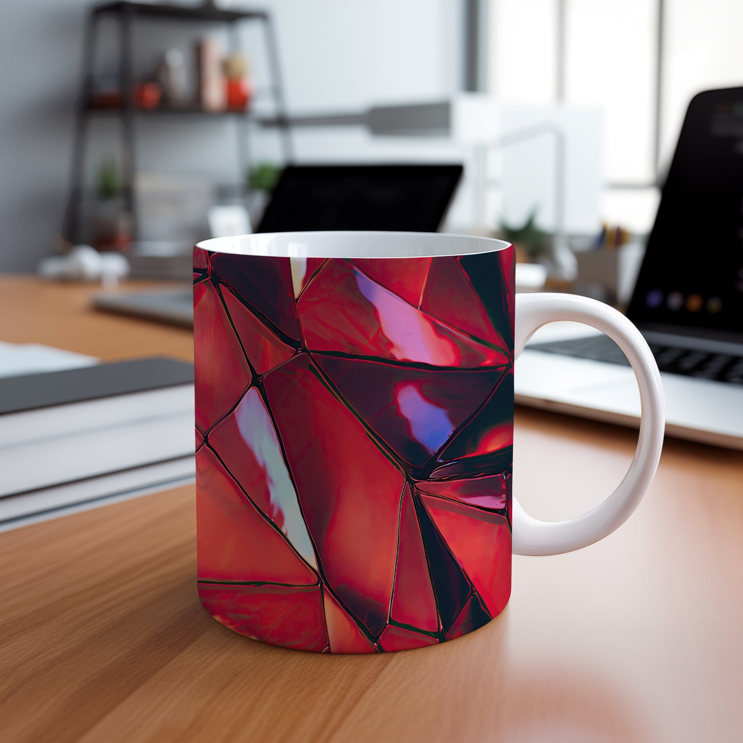 Hrnek s krystalickou mozaikou v červených a fialových tónech