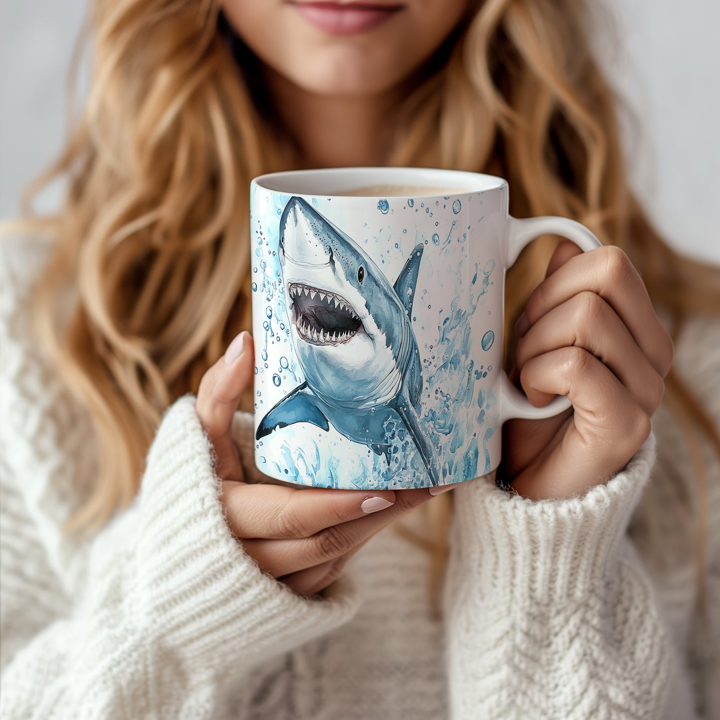 Hrnek s motivem žraloka – stylový a originální design pro milovníky moře