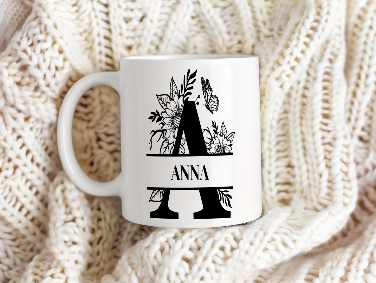Hrnek se jménem Anna – květinový monogram