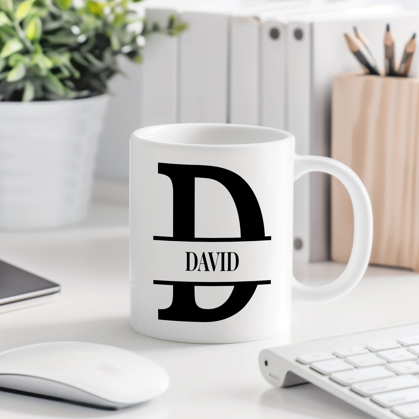 Hrnek se jménem David – monogramový design