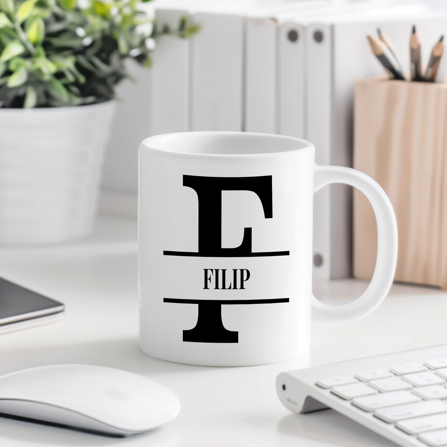 Hrnek se jménem Filip – monogramový design