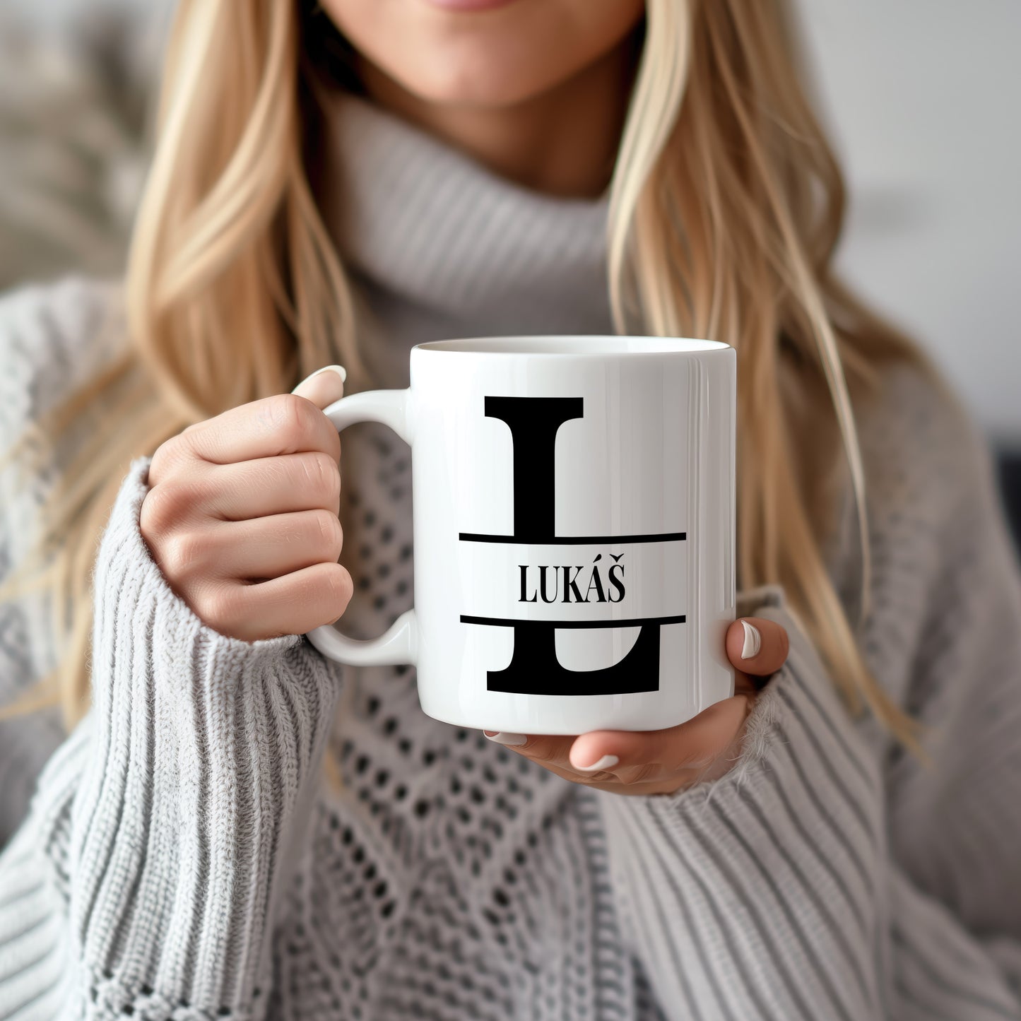 Hrnek se jménem LUKÁŠ – monogramový design
