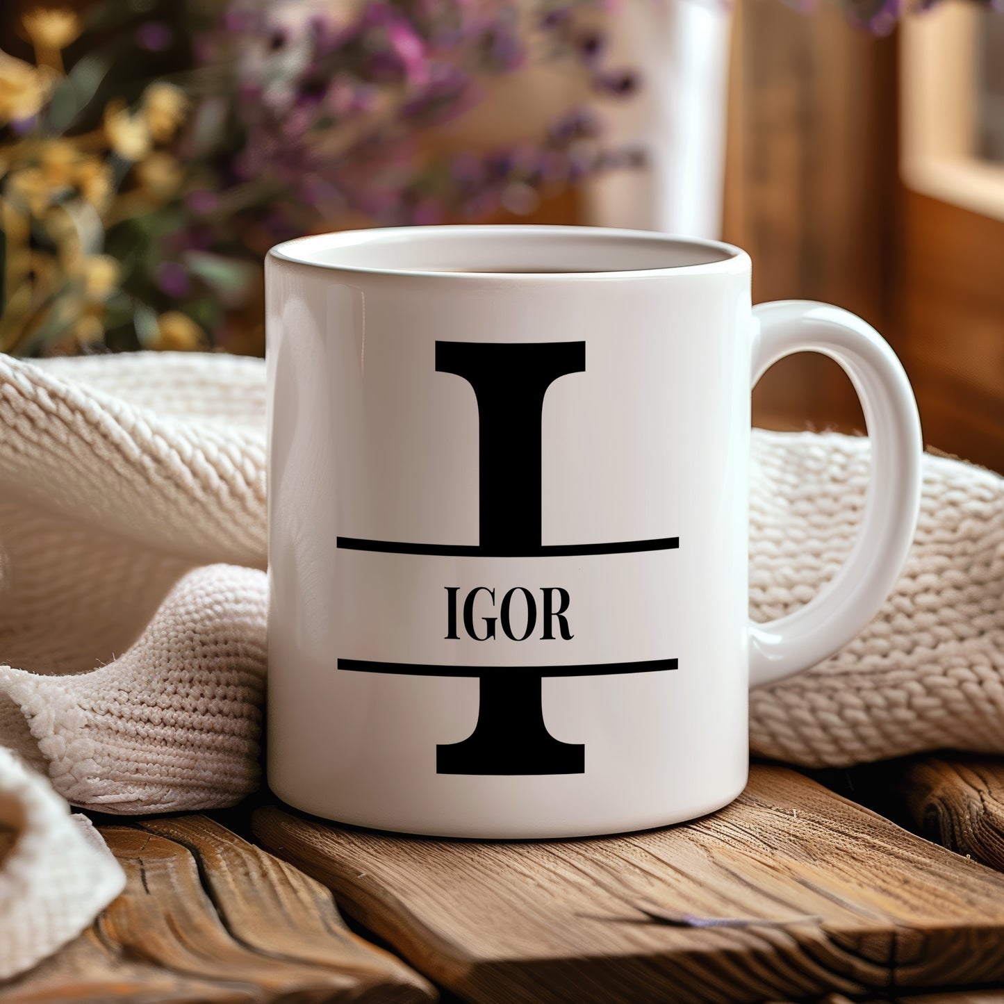 Hrnek se jménem Igor – monogramový design