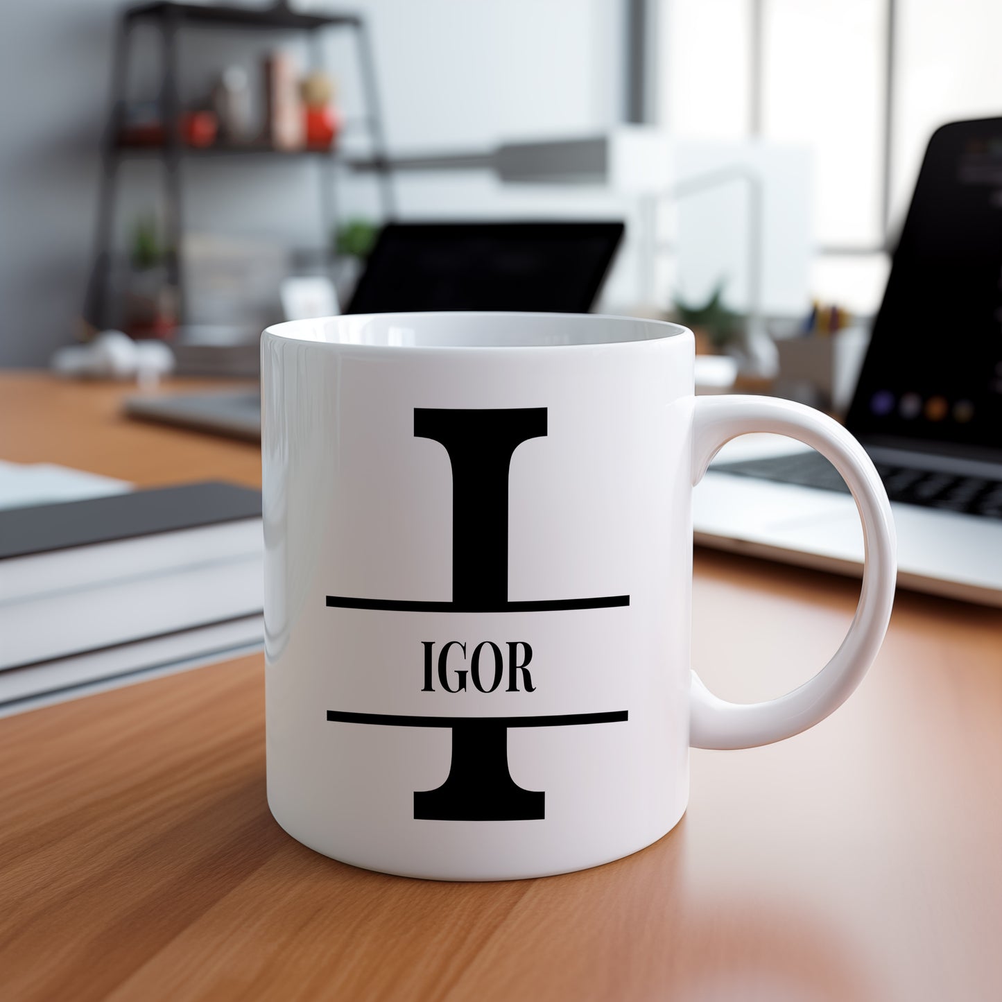 Hrnek se jménem Igor – monogramový design