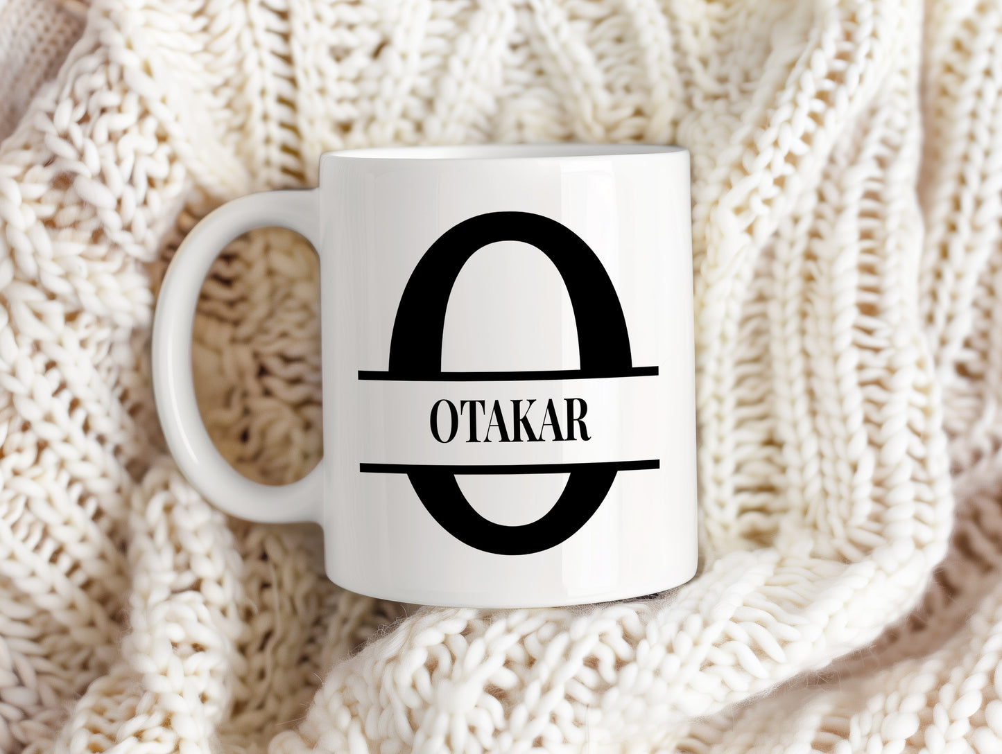 Hrnek se jménem Otakár – monogramový design