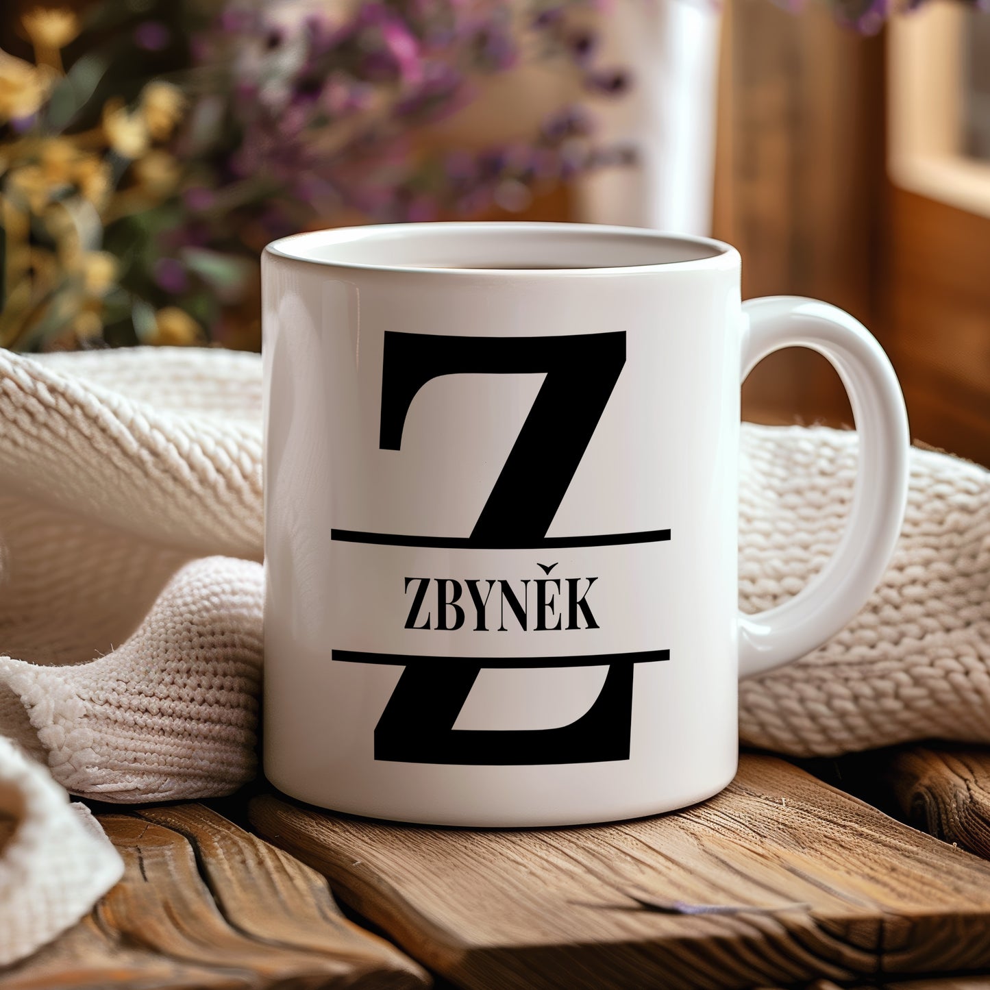 Hrnek se jménem Zbyněk – monogramový design