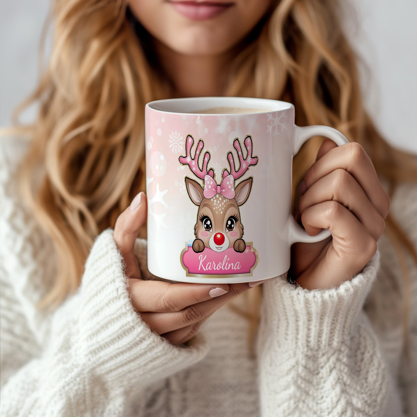 Hrnek se jménem Karolina – dětský motiv se sobem
