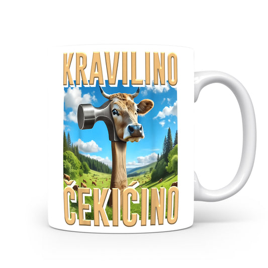 Hrnek s italským brainrotem – Kravilino Čekicino (kráva‑kladivo)