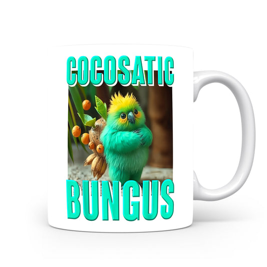 Hrnek s italským brainrotem – Cocosatic Bungus — zelený chlupáč
