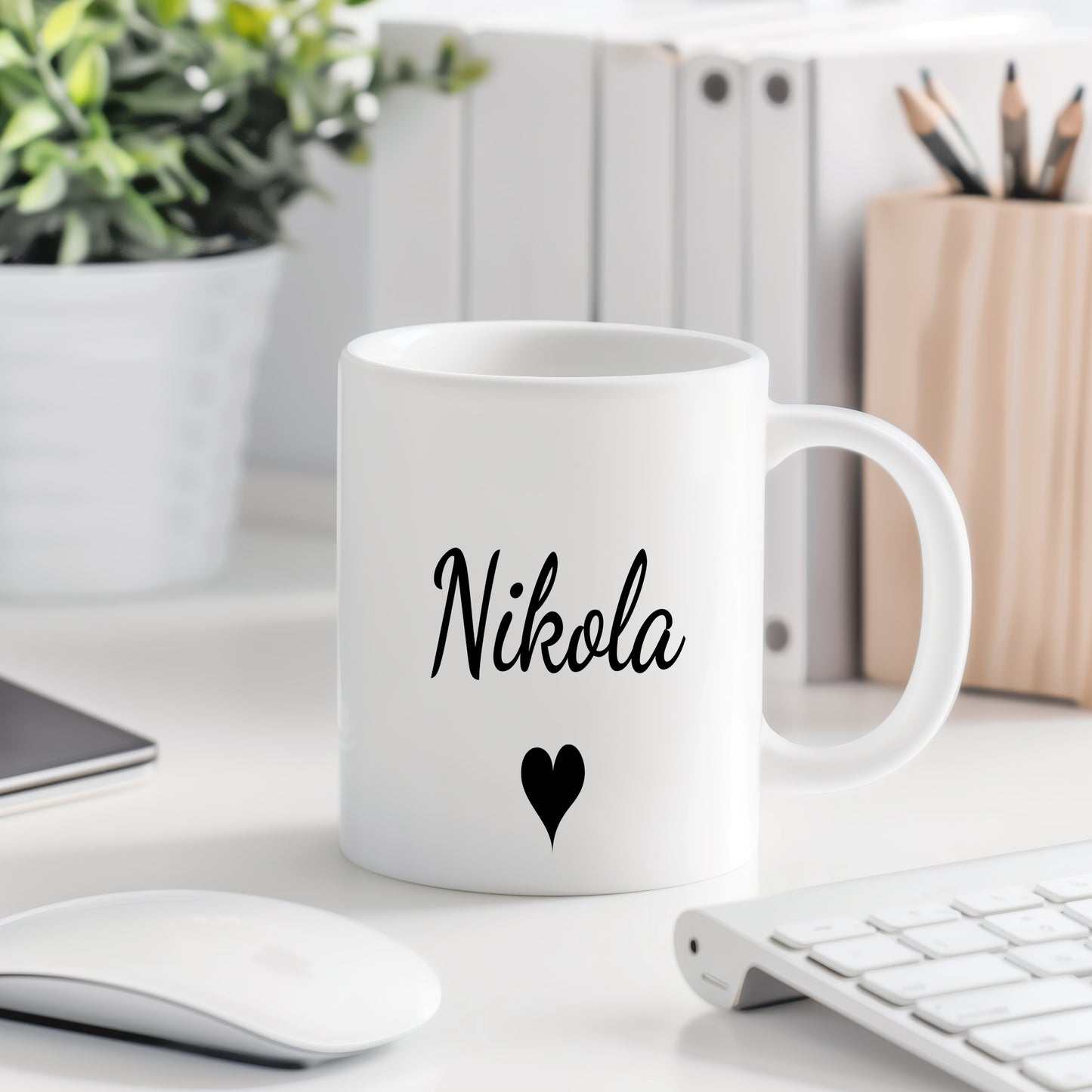 Hrnek se jménem Nikola – romantický styl se srdcem