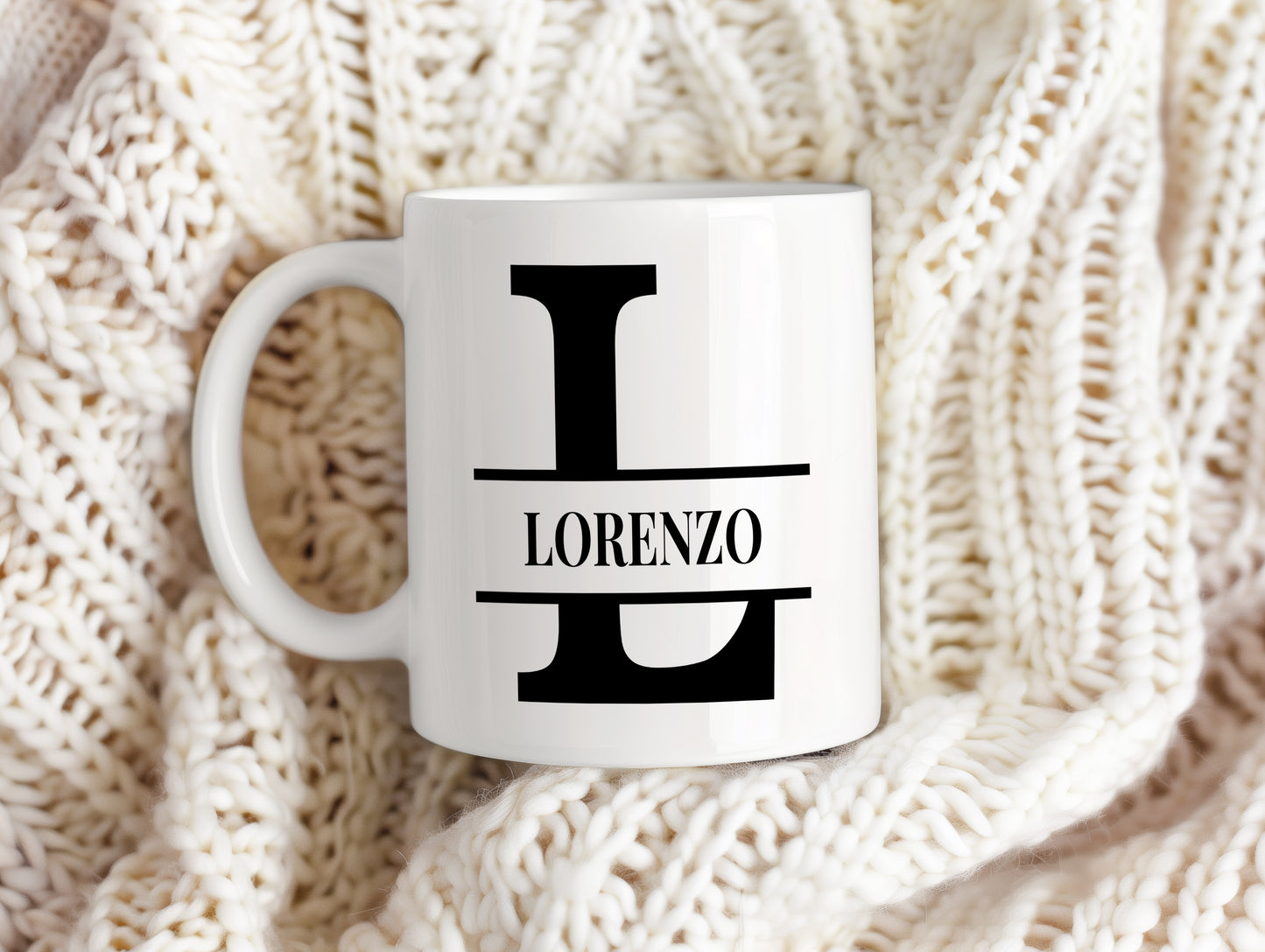 Hrnek se jménem Lorenzo – monogramový design