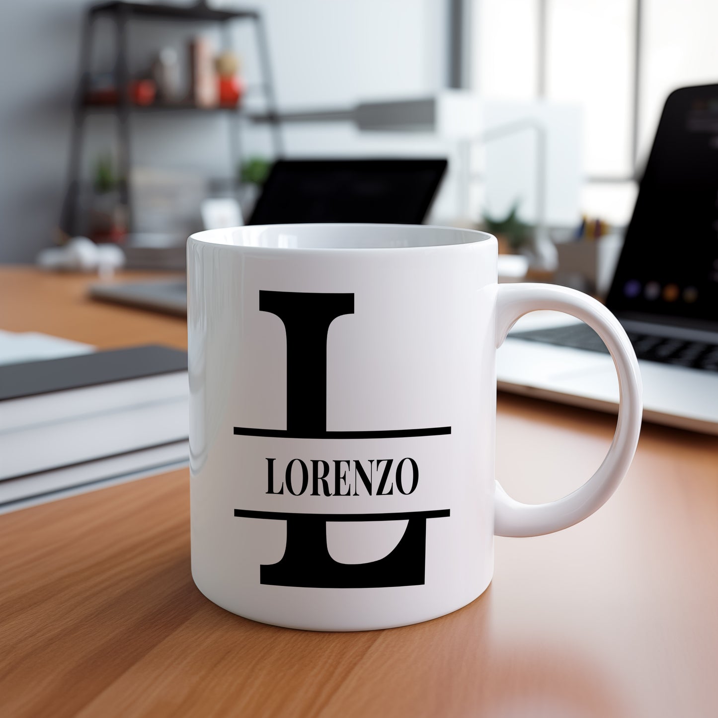 Hrnek se jménem Lorenzo – monogramový design