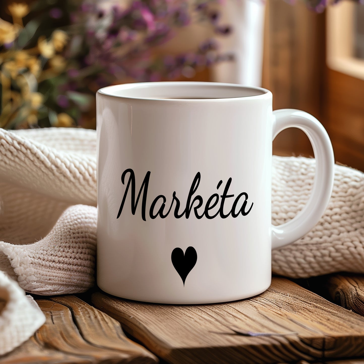Hrnek se jménem Markéta – romantický styl se srdcem