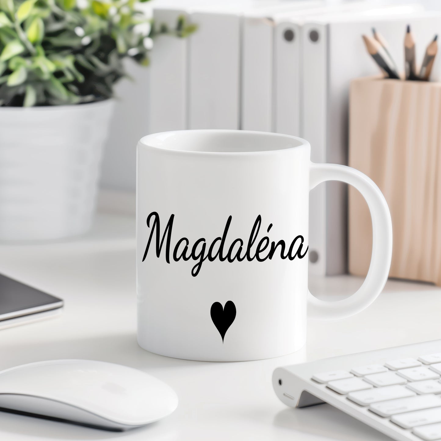 Hrnek se jménem Magdaléna – romantický styl se srdcem