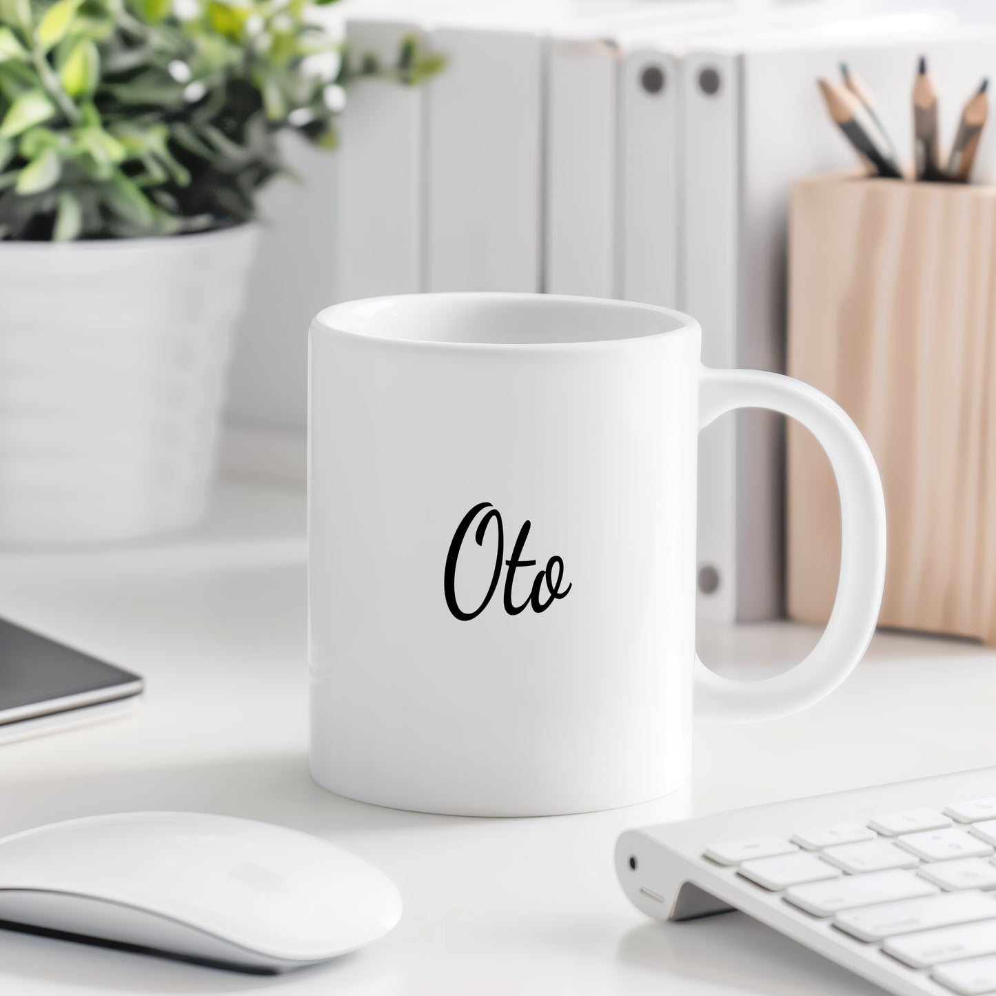 Hrnek se jménem Oto – minimalistický styl pro muže